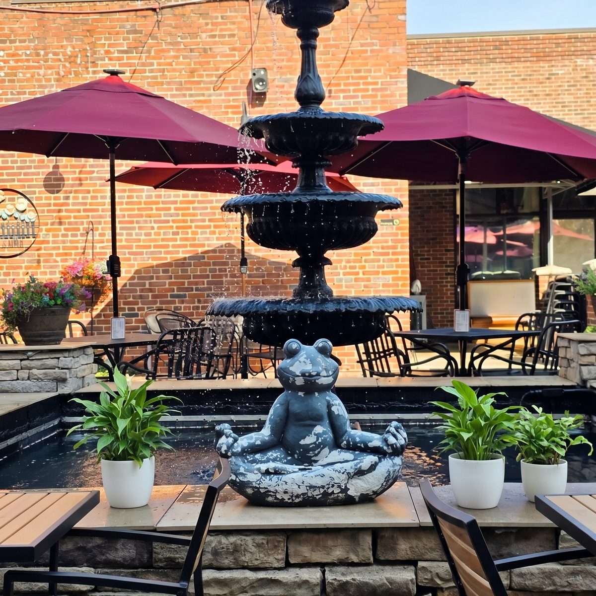 The Courtyard on Franklin Street